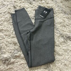 NWT UNDER ARMOUR HIGH RISE LEGGINGS